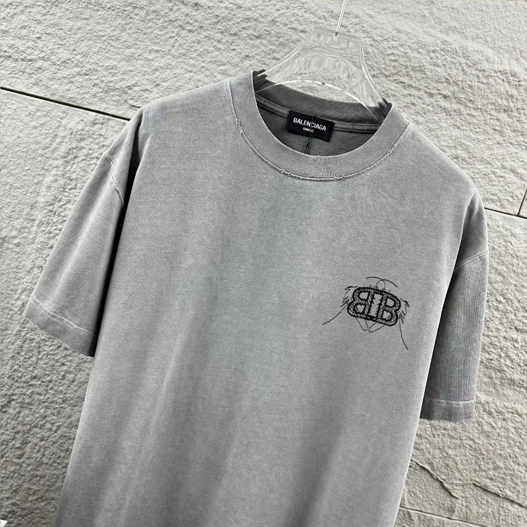 BALENciaga* * 2026 New Arrival B + T Same Style ： Size：S （100-140 ） M （130-160 ） L （150-175 ） XL （160-185 ） XXL （180-220 ）